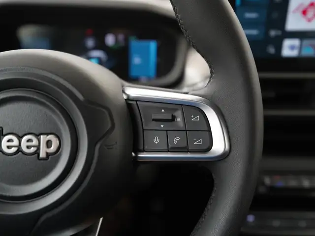 Jeep Avenger view 11