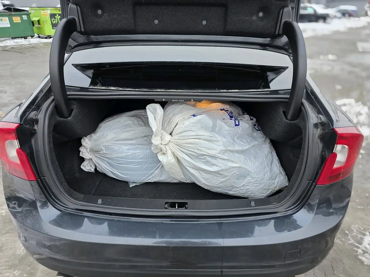 Volvo S60 снимка Volvo S60