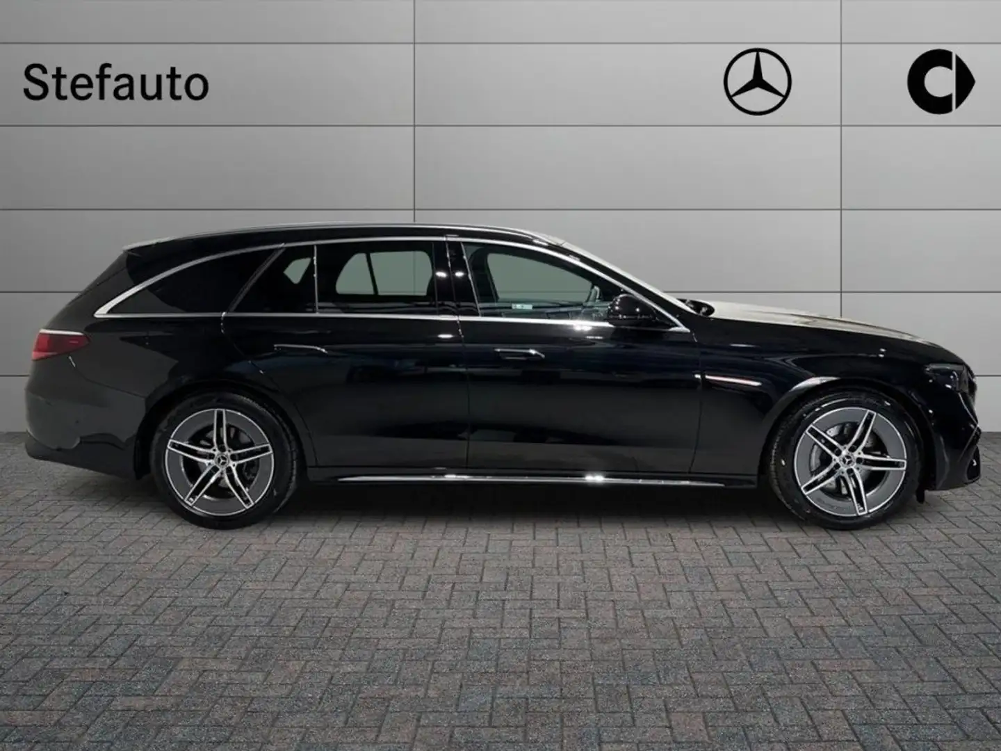 Mercedes-Benz E 220 d Mild hybrid 4Matic S.W. AMG Line Advanced Nero - 2
