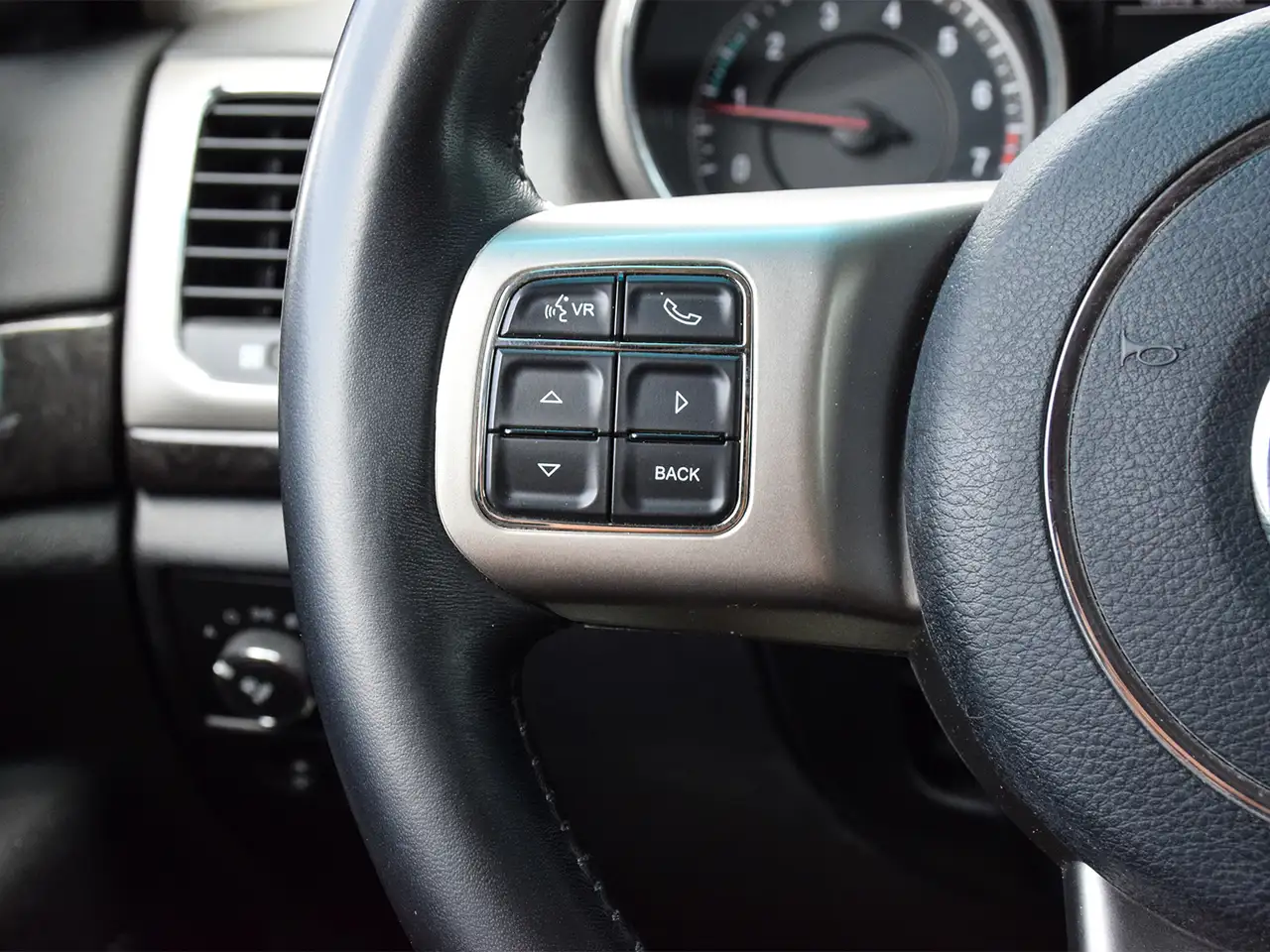 Jeep Grand Cherokee снимка Jeep Grand Cherokee