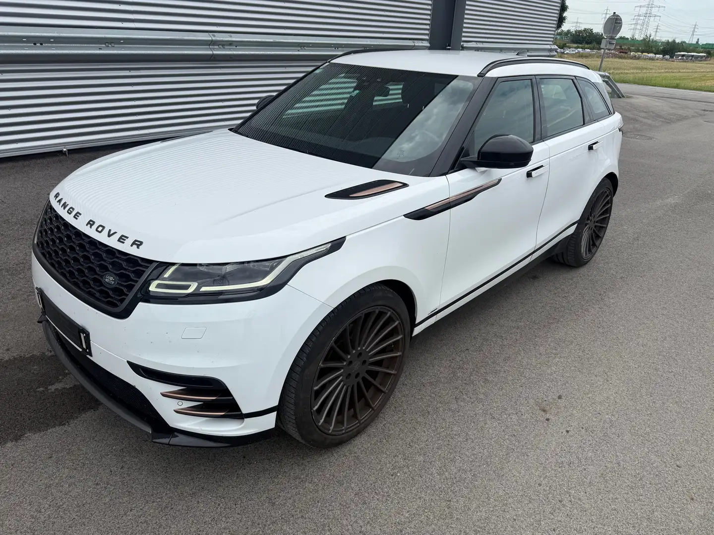 Land Rover Range Rover Velar R-Dynamic 2,0 Twinturbo Allrad Aut. ID:110 Weiß - 1
