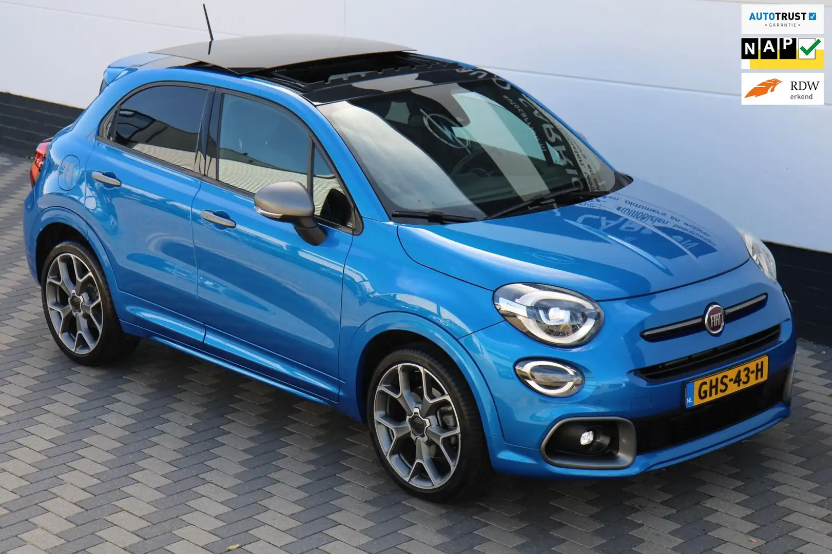Fiat 500X 1.3 GSE Sport Automaat Navi Camera Pano zeer luxe Blauw - 1