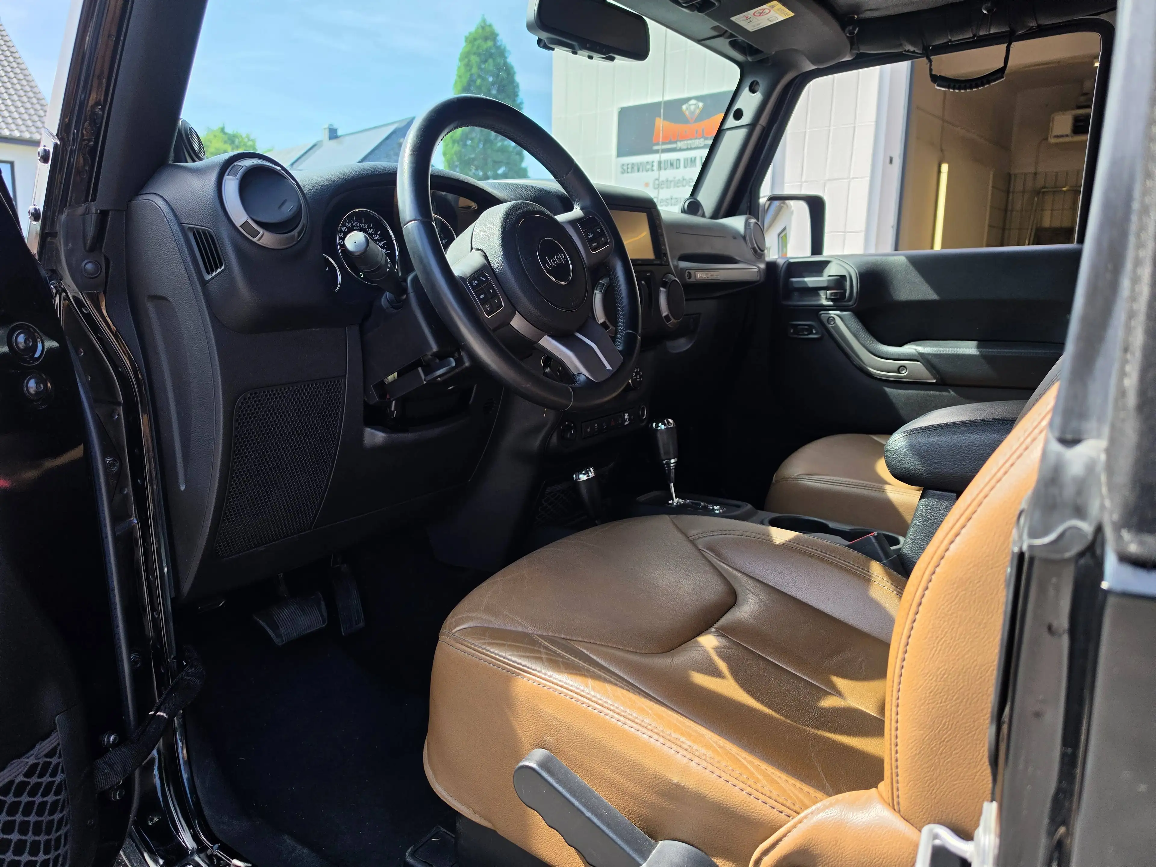 Jeep Wrangler Wrangler  3.6 Automatik " Big Moab Edition!" — photo 11