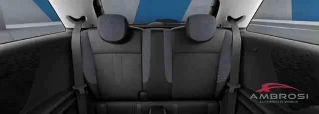 Mini Hatch view 8
