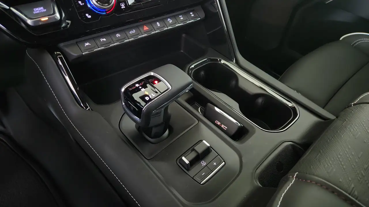 GMC Sierra 1500 снимка GMC Sierra 1500