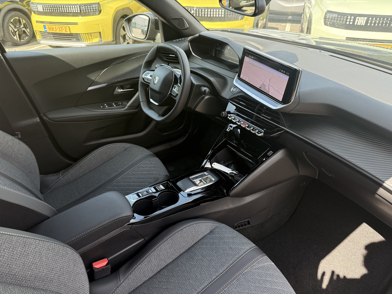 Peugeot e-2008 EV Allure Avantage 54 kWh Vision Plus Pakket / SOH — photo 4