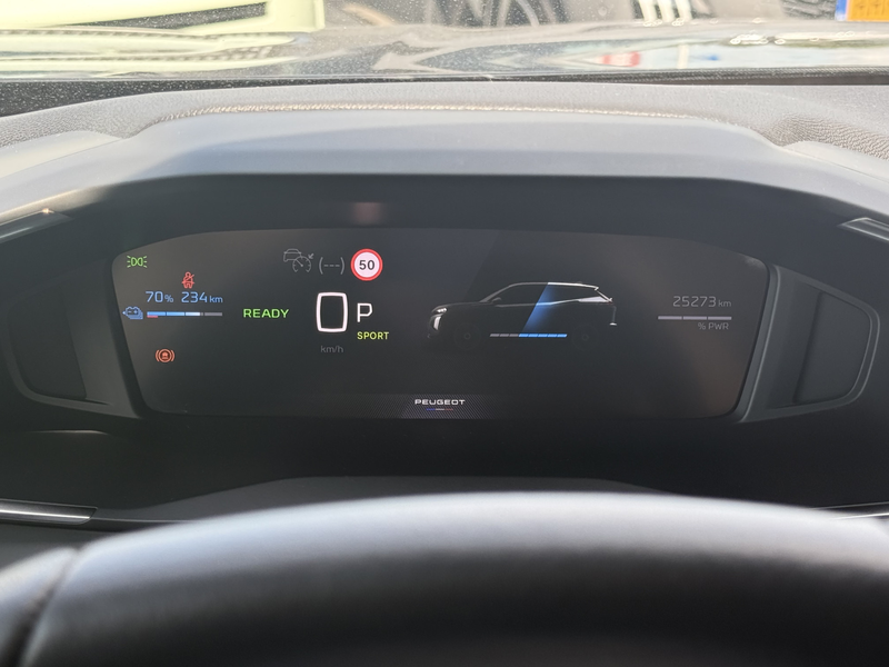 Peugeot e-2008 EV Allure Avantage 54 kWh Vision Plus Pakket / SOH — photo 25