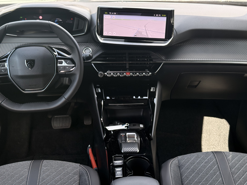 Peugeot e-2008 EV Allure Avantage 54 kWh Vision Plus Pakket / SOH — photo 29