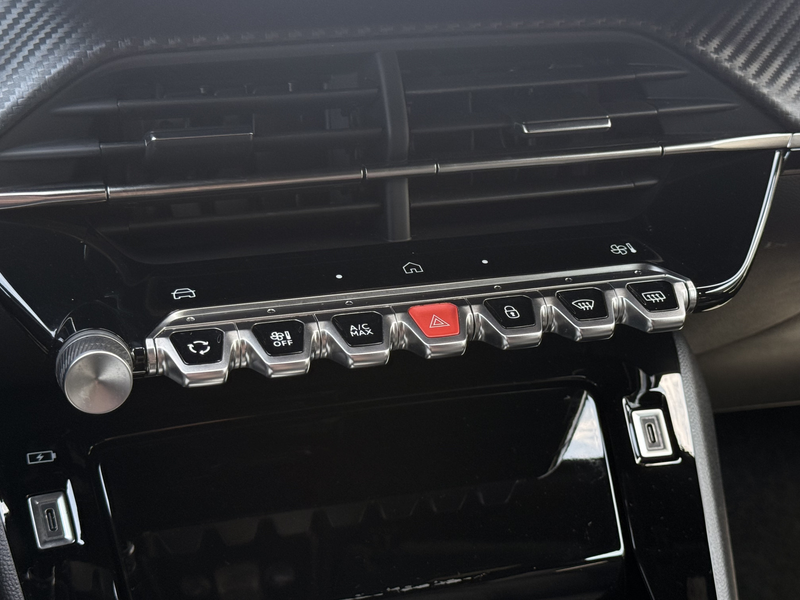 Peugeot e-2008 EV Allure Avantage 54 kWh Vision Plus Pakket / SOH — photo 38