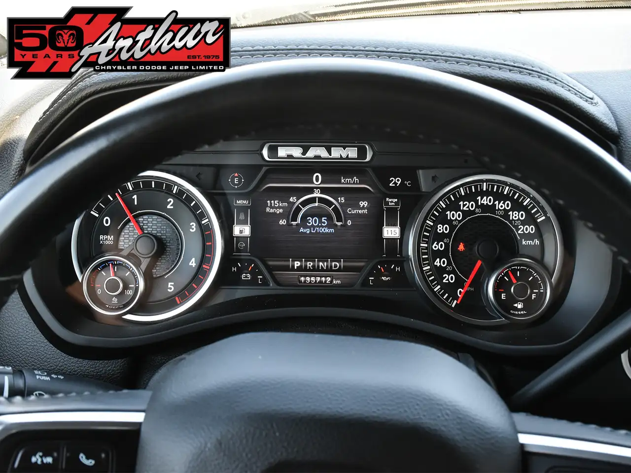 RAM 2500 снимка RAM 2500