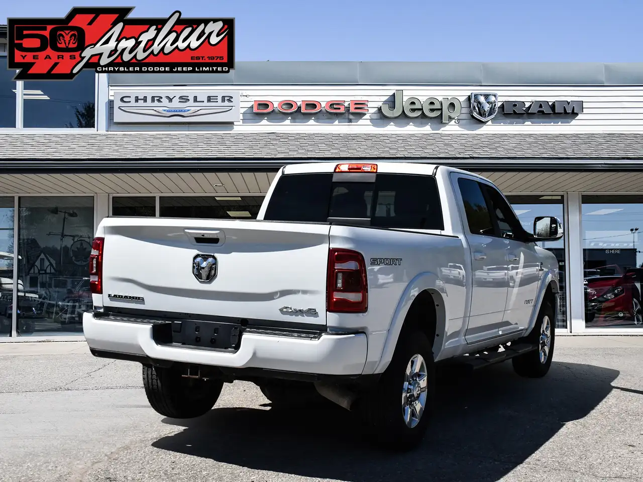 RAM 2500 снимка RAM 2500