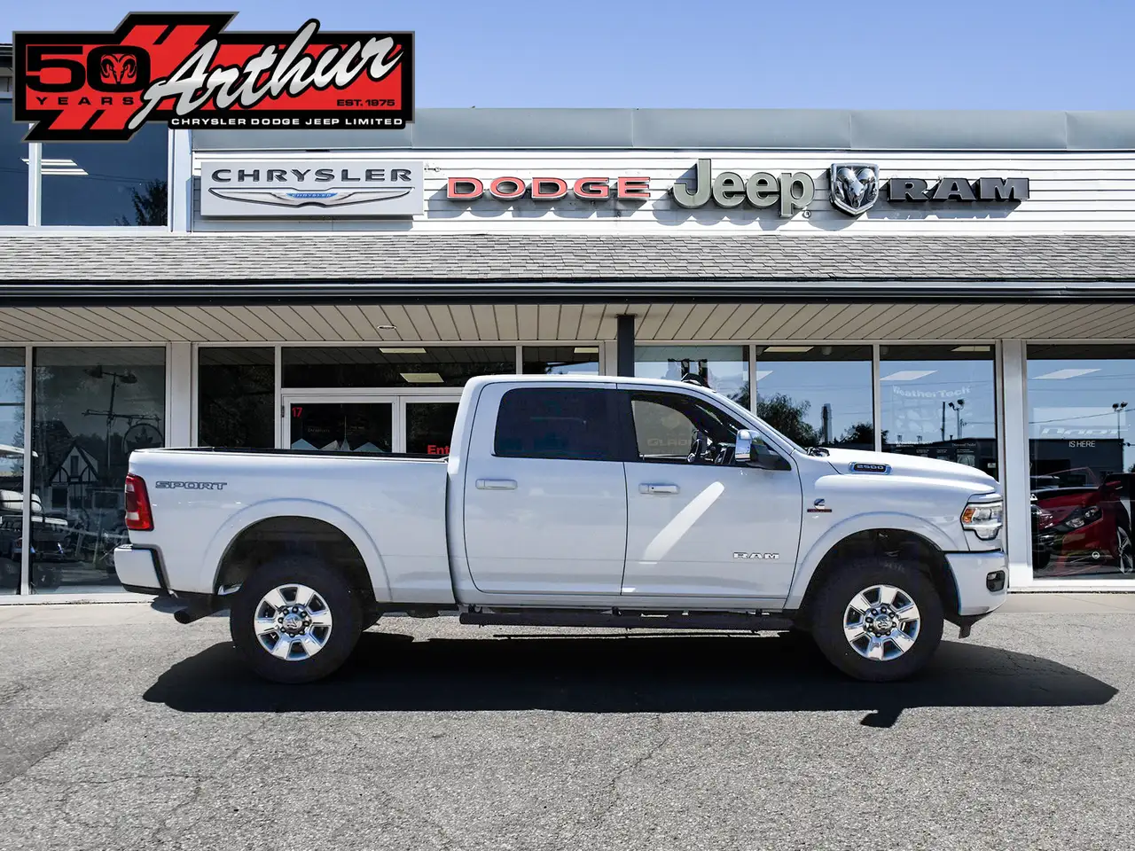 RAM 2500 снимка RAM 2500