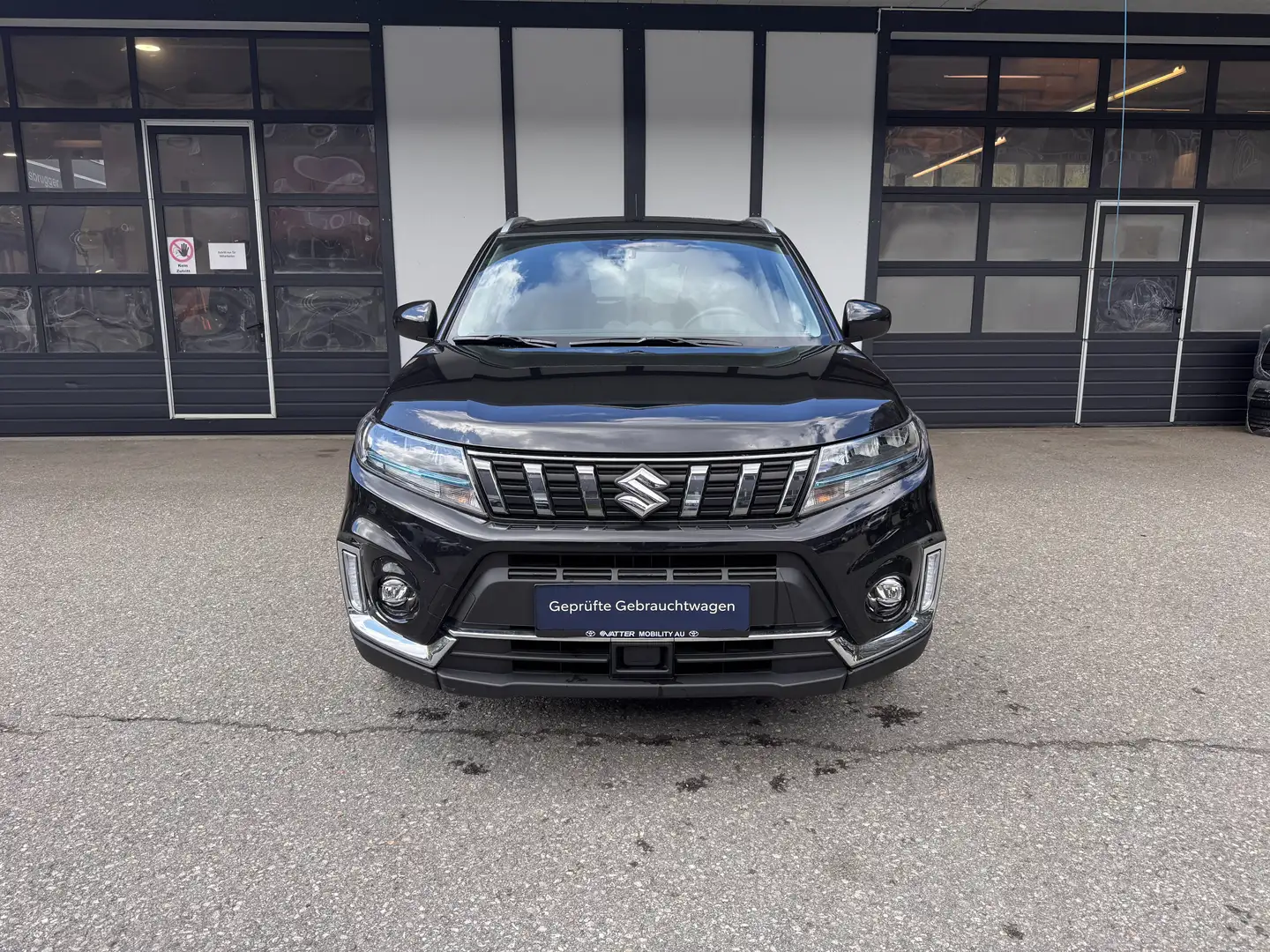 Suzuki Vitara Allrad Hybrid 1,5 ALLGRIP 6AGS shine Schwarz - 2