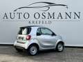 smart forTwo electric drive Coupe EQ SCHNELLLADEFUNK. Silber - thumbnail 4