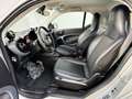 smart forTwo electric drive Coupe EQ SCHNELLLADEFUNK. Zilver - thumbnail 5