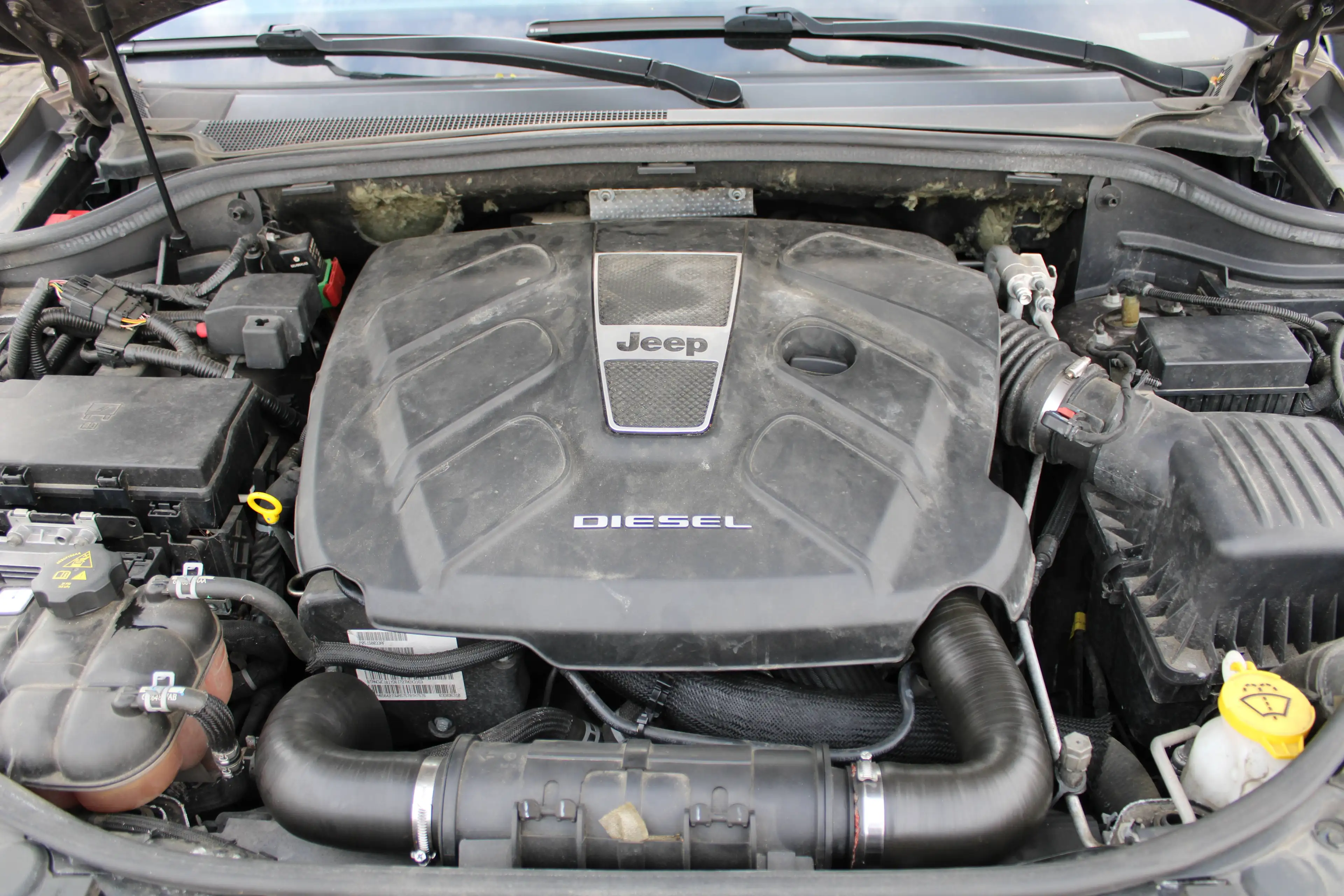 Jeep Grand Cherokee 3.0 CRD Overland * * * MOTORSCHADEN ! * * * — photo 14