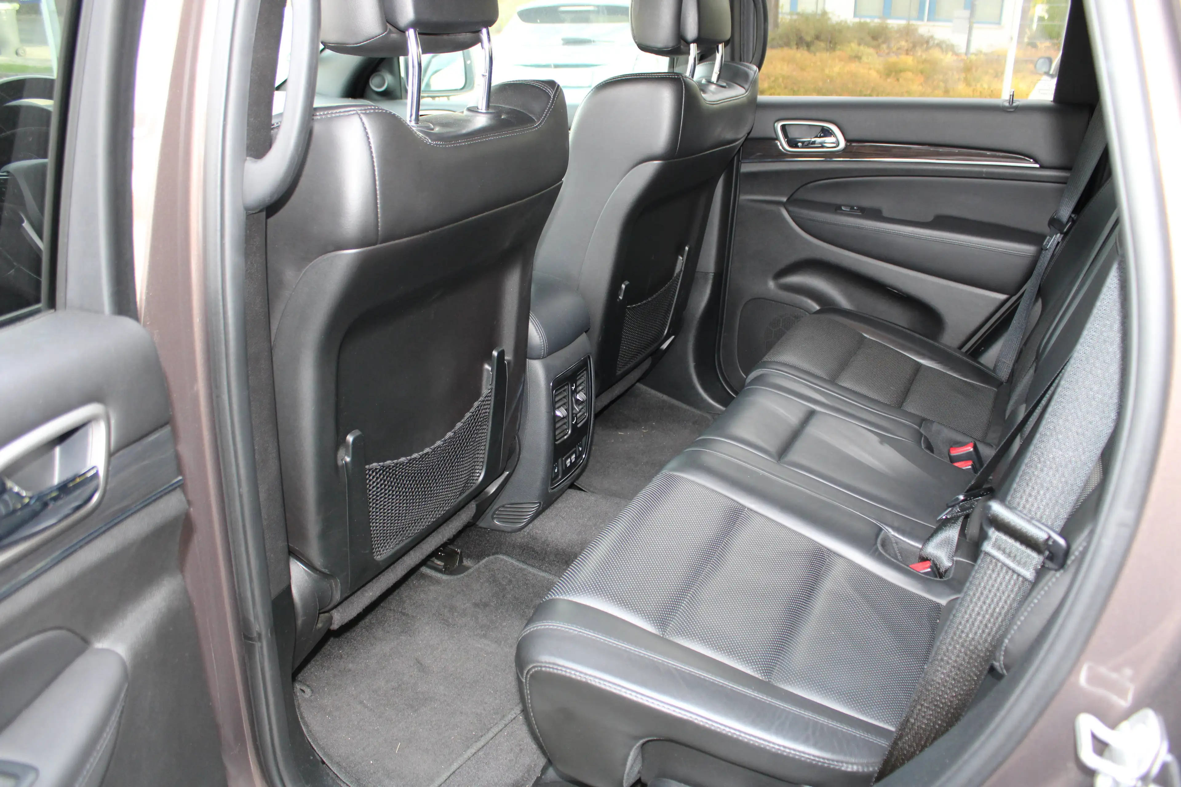 Jeep Grand Cherokee 3.0 CRD Overland * * * MOTORSCHADEN ! * * * — photo 6