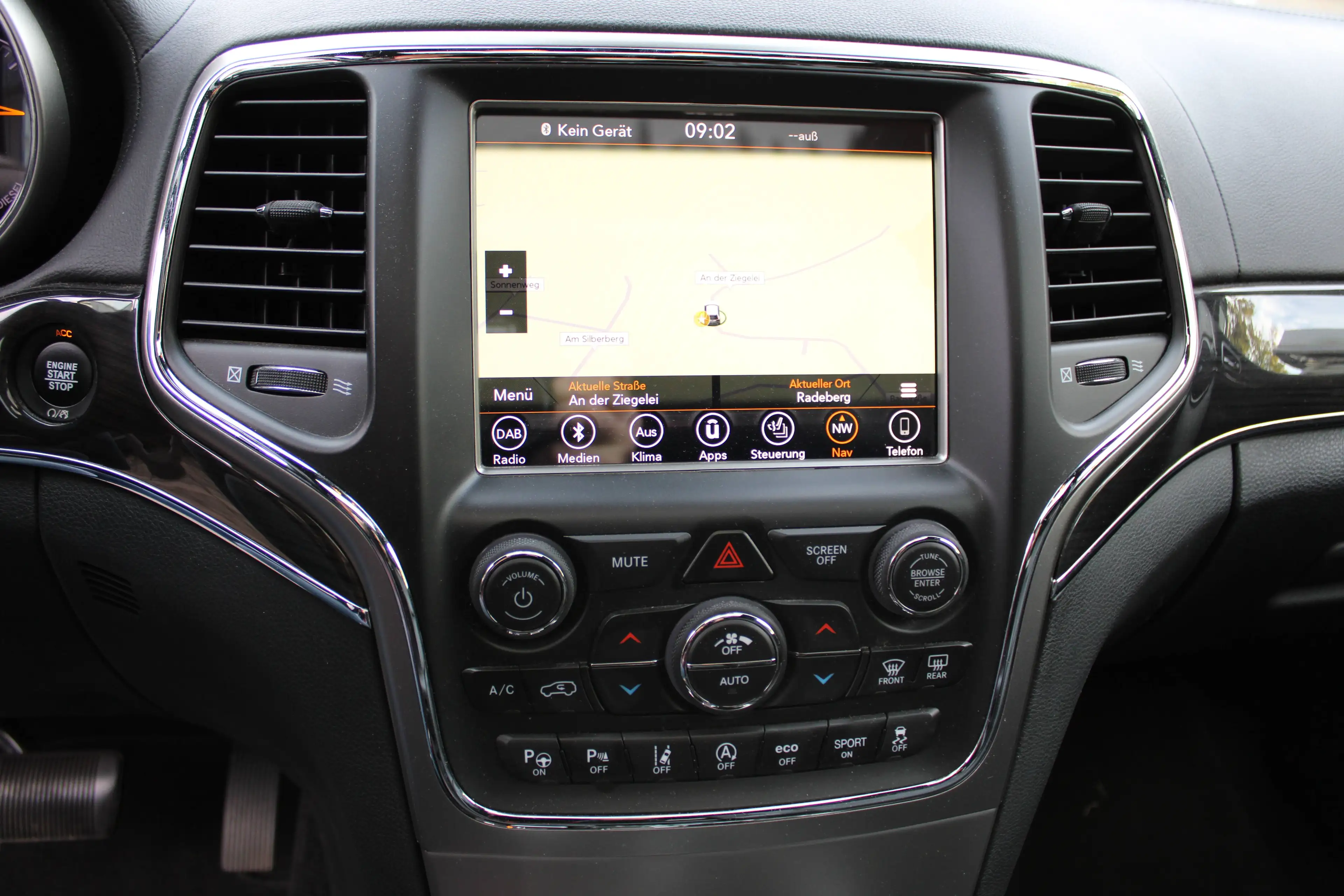 Jeep Grand Cherokee 3.0 CRD Overland * * * MOTORSCHADEN ! * * * — photo 10
