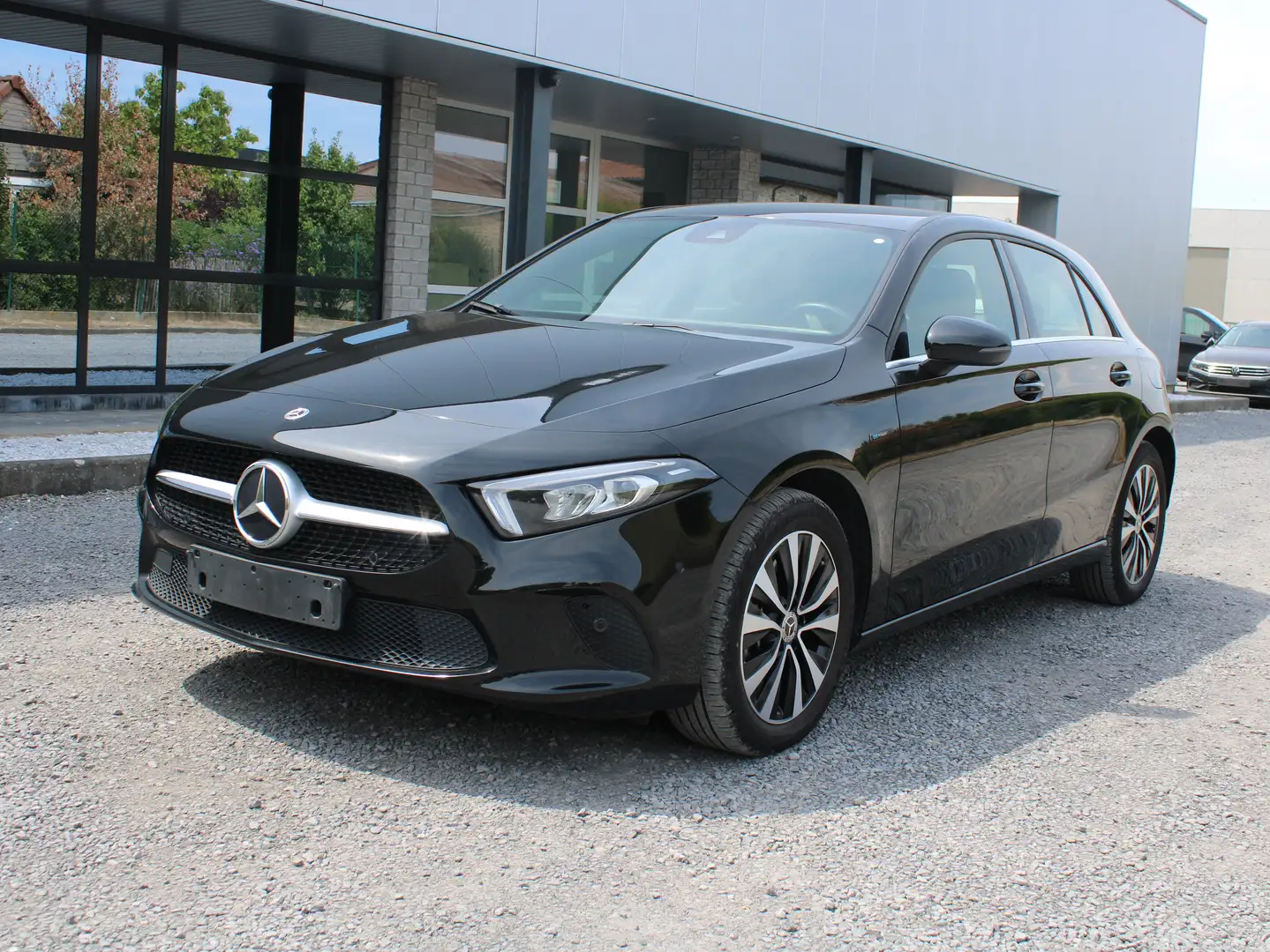 Mercedes-Benz A 250 E DCT PHEV BUSINESS HALF LEDER CAMERA NAVI LED Black - 1