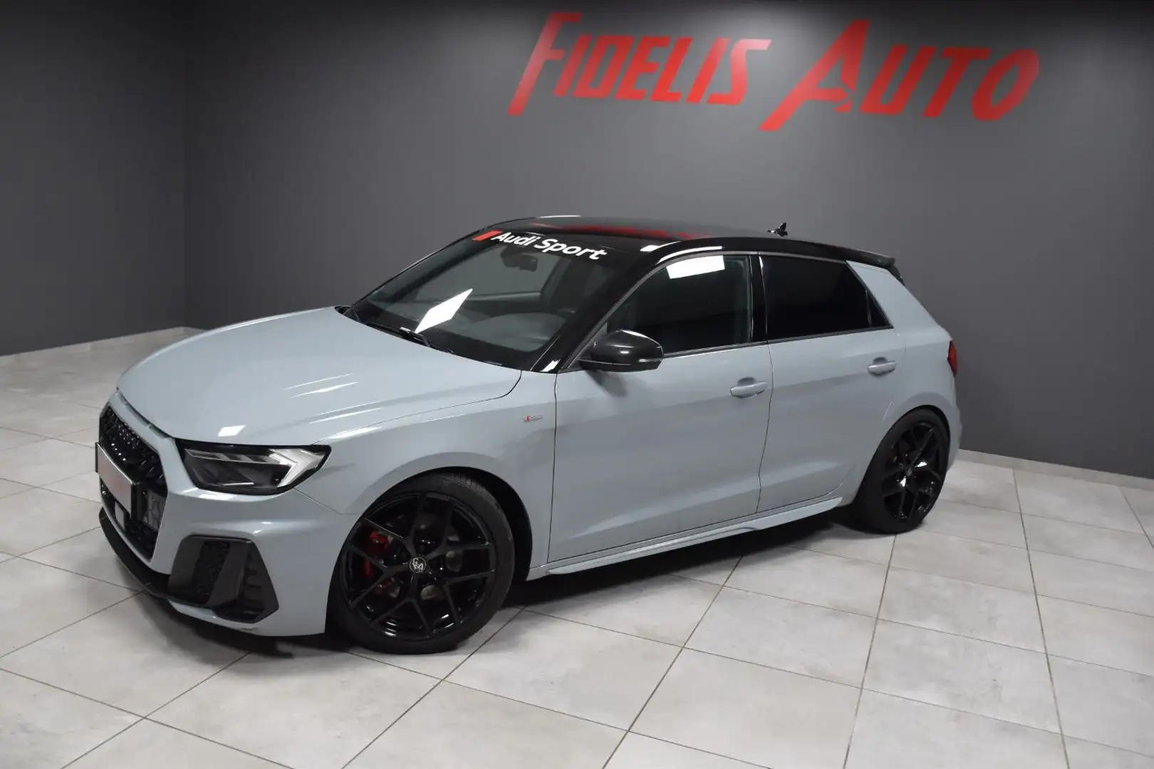 Audi A1 35 TFSI 150 S-tronic S-line Gris - 2