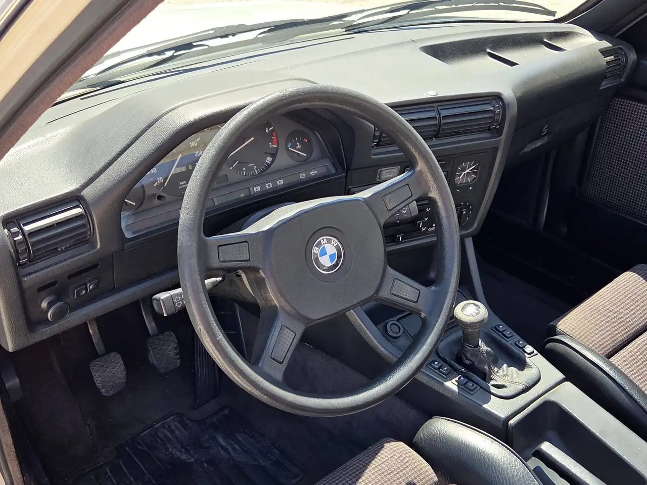 BMW 320 CABRIO E30 -ASI\CRS-, foto 10