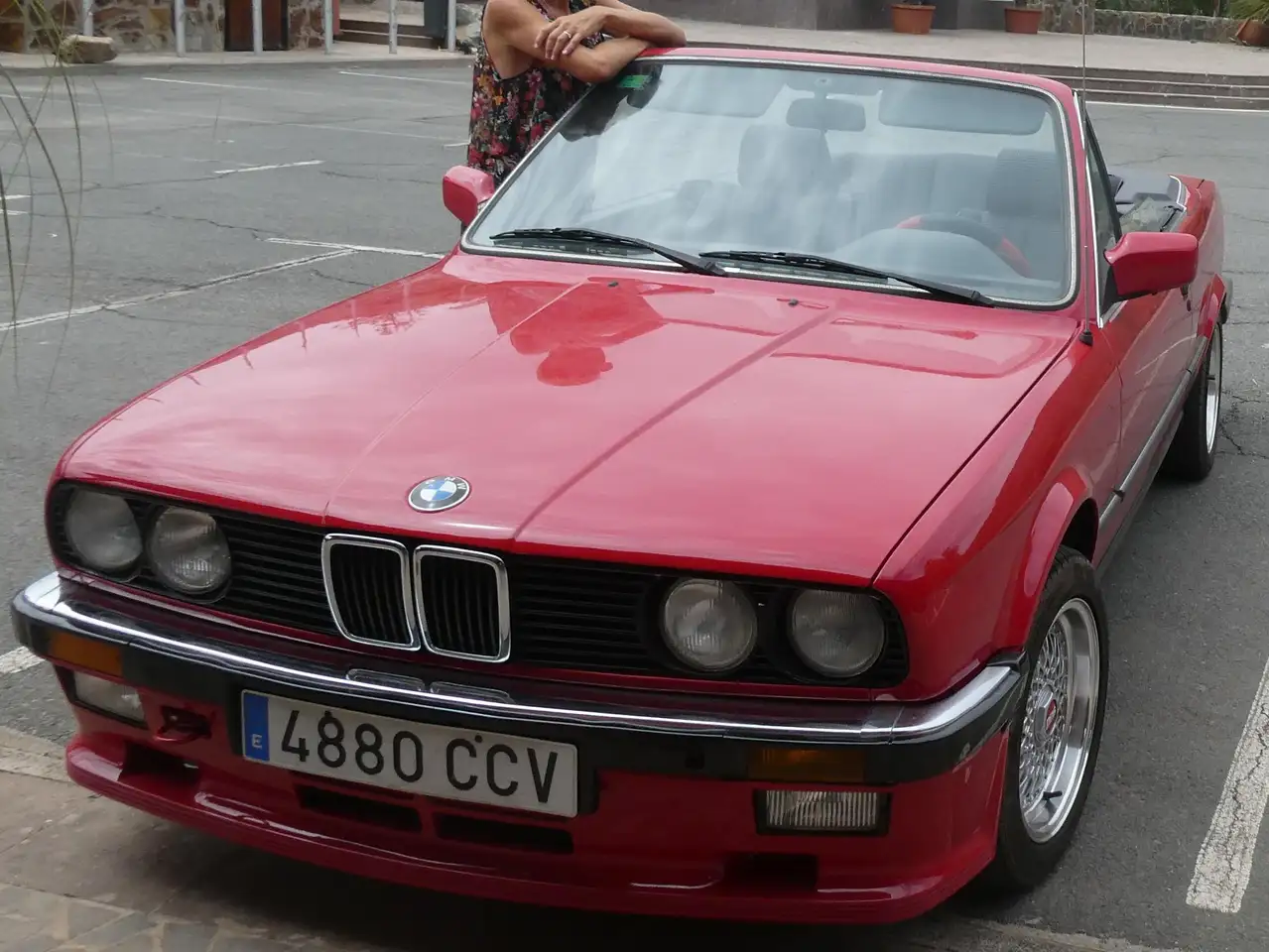 BMW 325i, foto 1