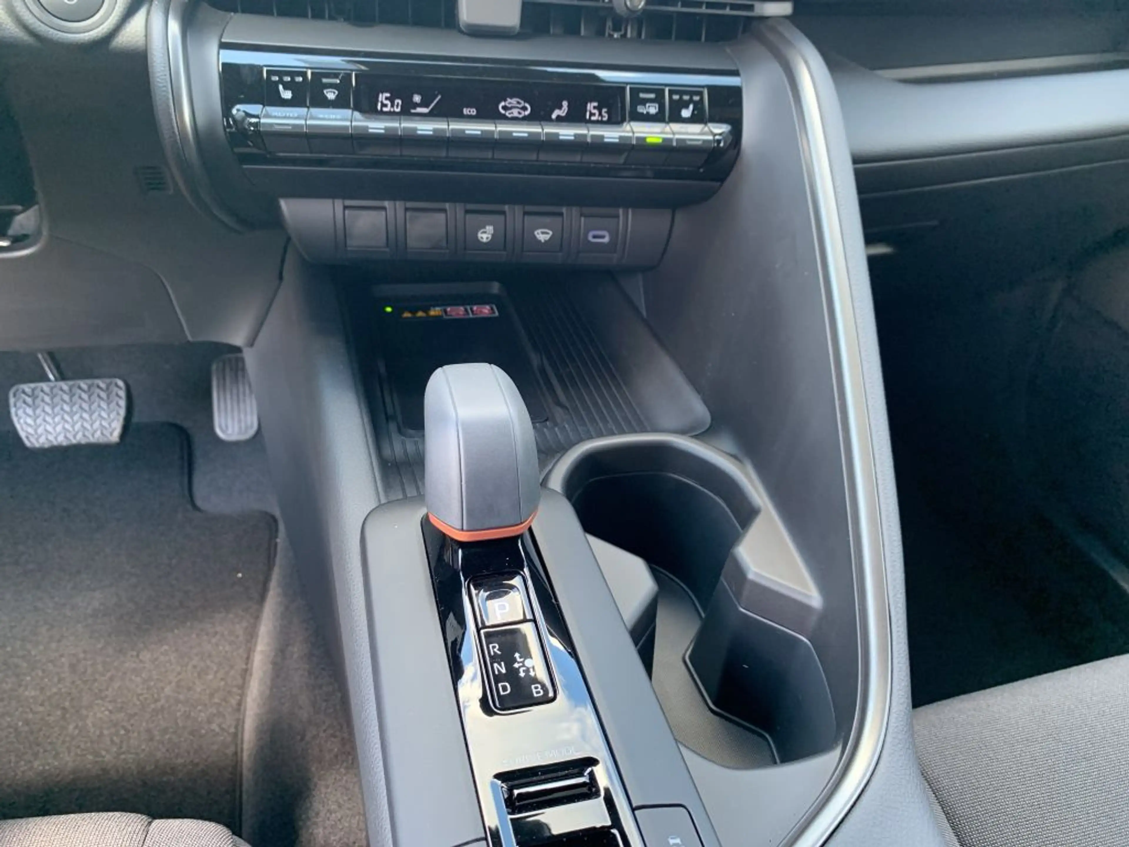Toyota C-HR 1.8 Hybrid Teamplayer* — photo 11