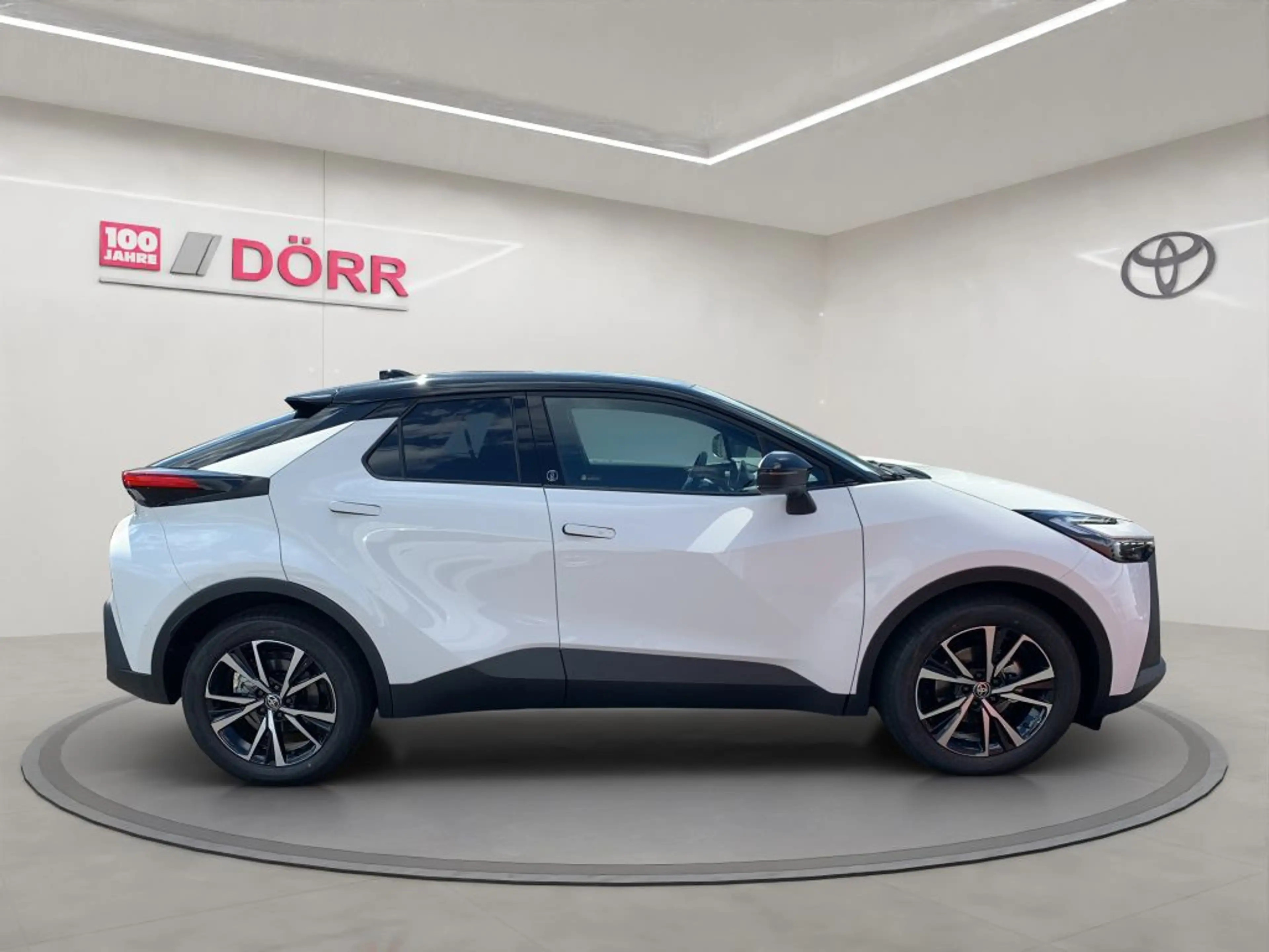 Toyota C-HR 1.8 Hybrid Teamplayer* — photo 5