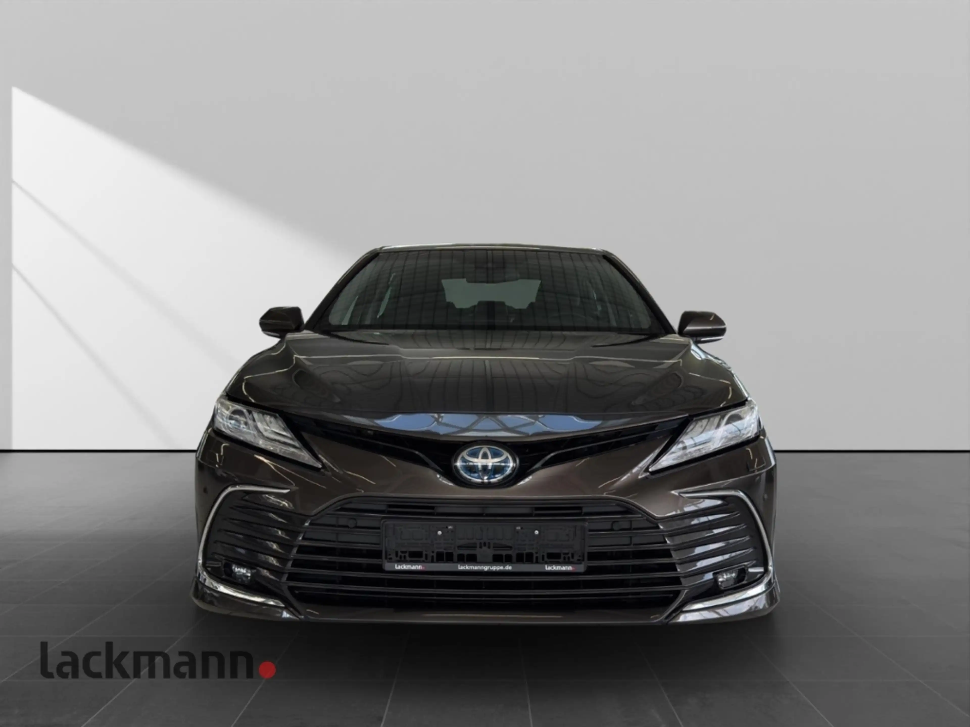 Toyota Camry Hybrid Executive 2.5 VVTi Leder 18Zoll Alu — photo 3