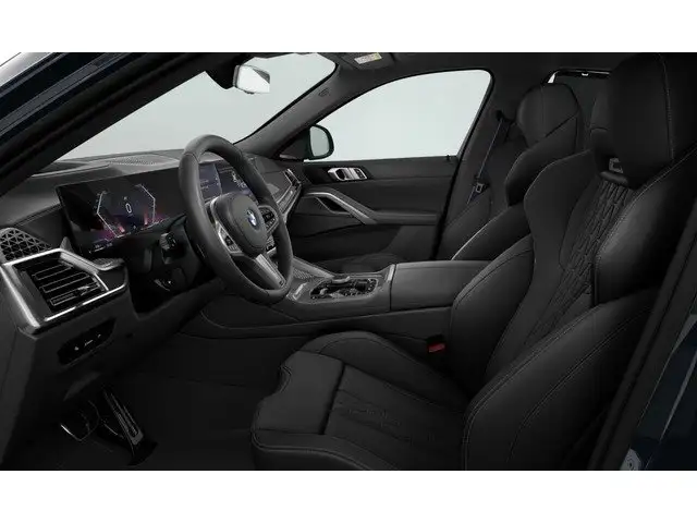 BMW X6 view 3