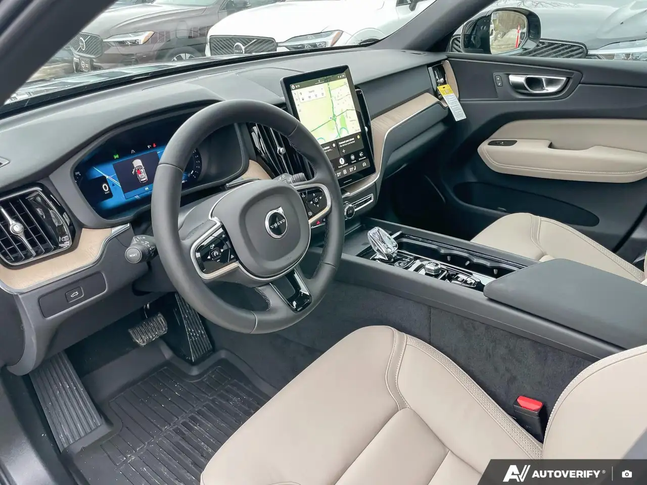 Volvo XC60 снимка Volvo XC60