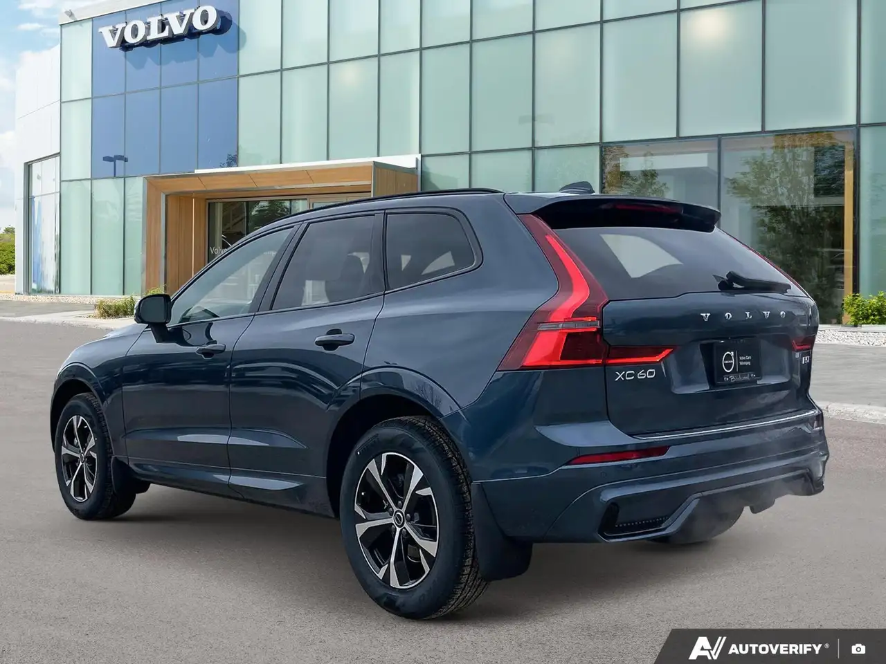 Volvo XC60 снимка Volvo XC60