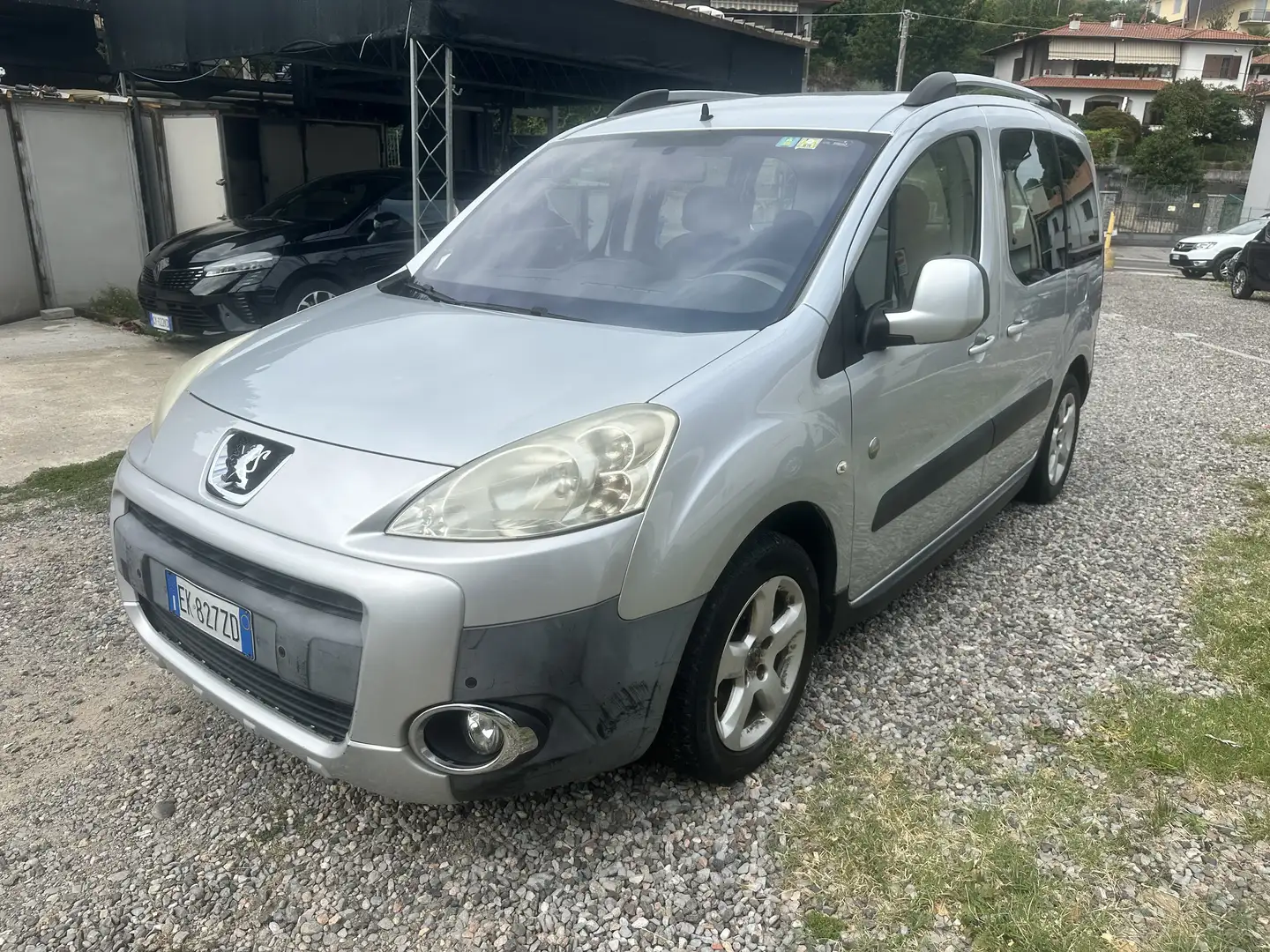 Peugeot Partner Tepee 1.6 vti Outdoor 120cv Argento - 1