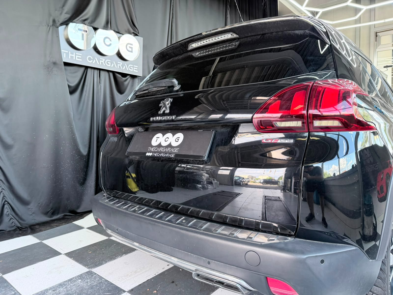 Peugeot 2008 2008 1,2 PureTech 130 S&S GT Line — photo 9