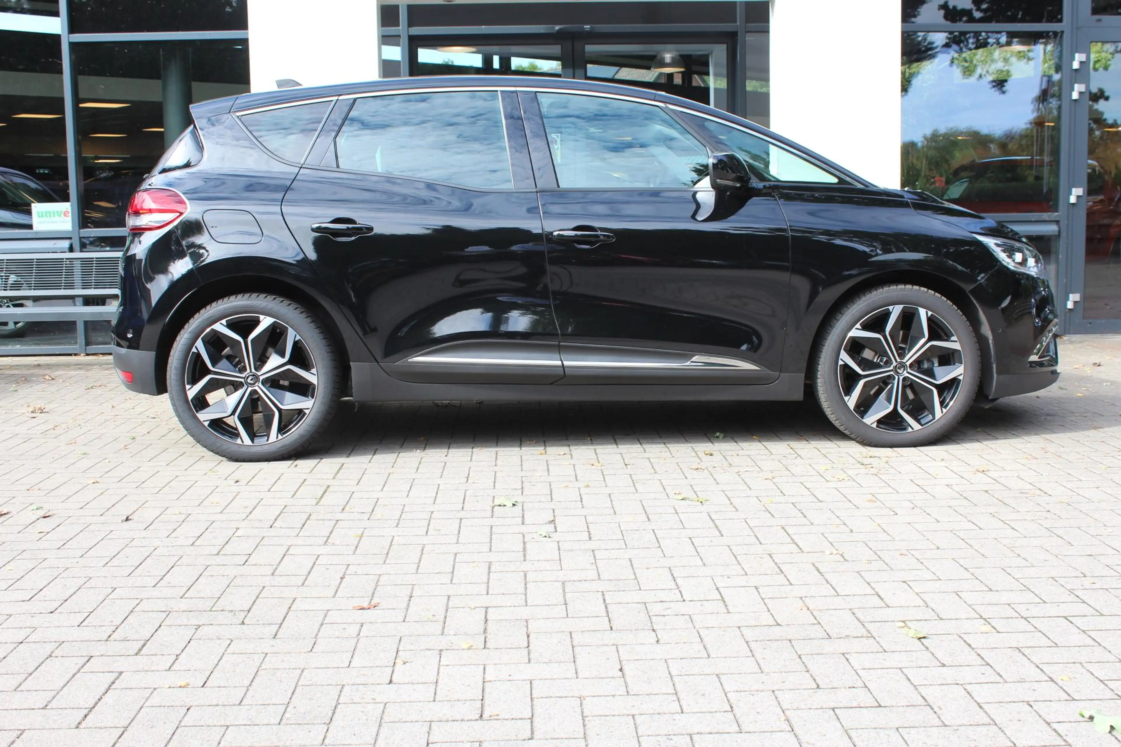 Renault Scenic 1.3 TCe Techno 140 pk Automaat — photo 10