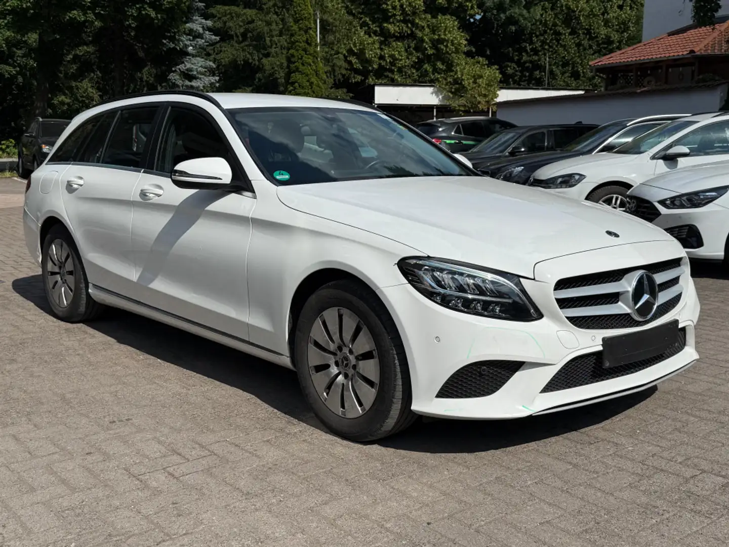 Mercedes-Benz C 200 d T 9G LED+NAVI+KAMERA+SHZ+PARK+TEMP+MFL Blanc - 1