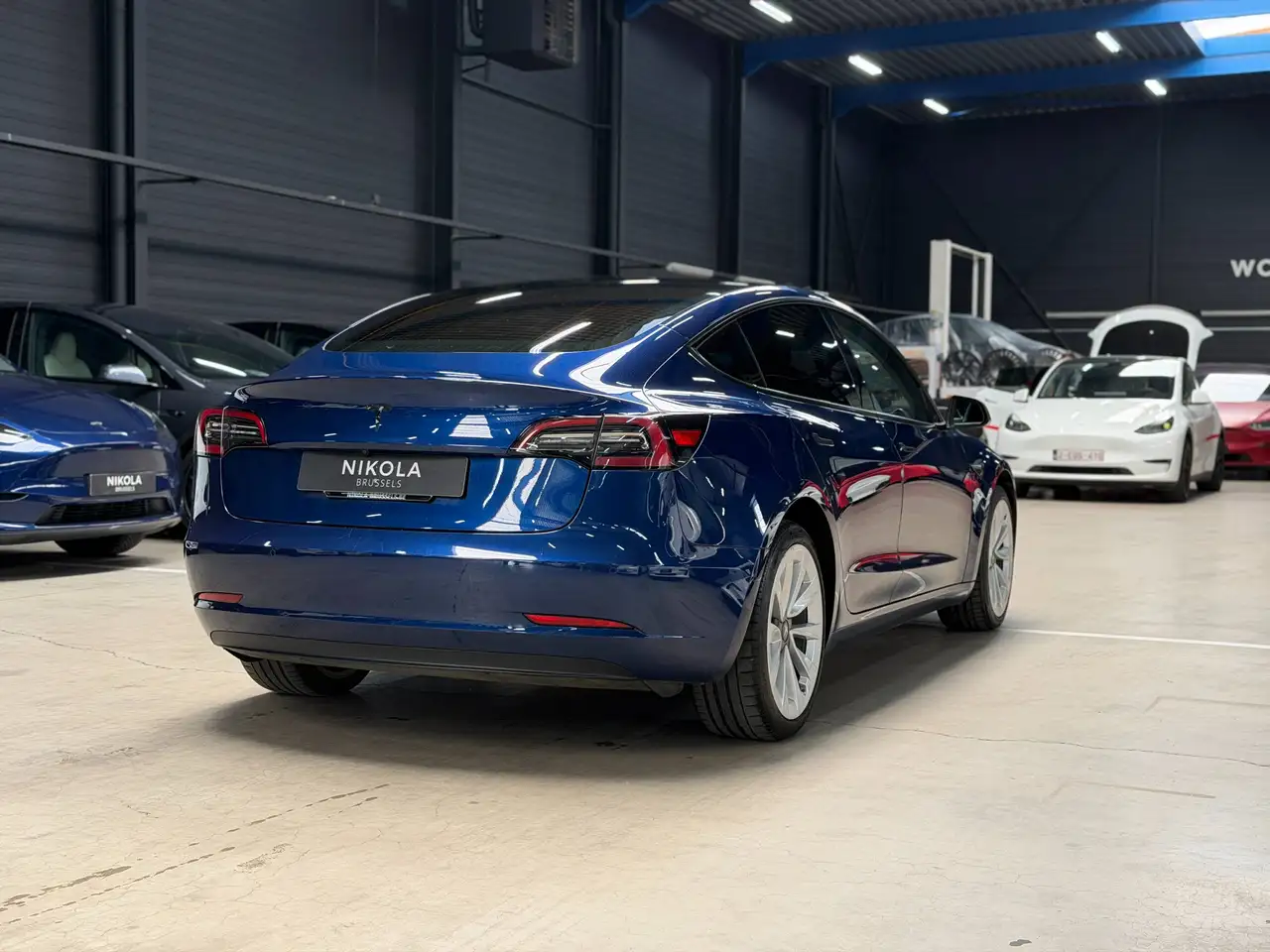 Tesla Model 3 LONG RANGE ALL WHEEL DRIVE 19INCH WHEELS TINTED WINDOWS, миниатюра 3