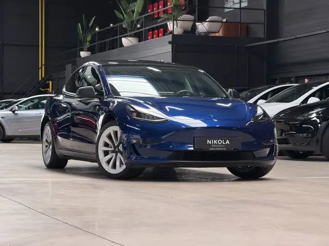 Tesla Model 3 LONG RANGE - ALL WHEEL DRIVE - 19INCH WHEELS - TINTED WINDOWS