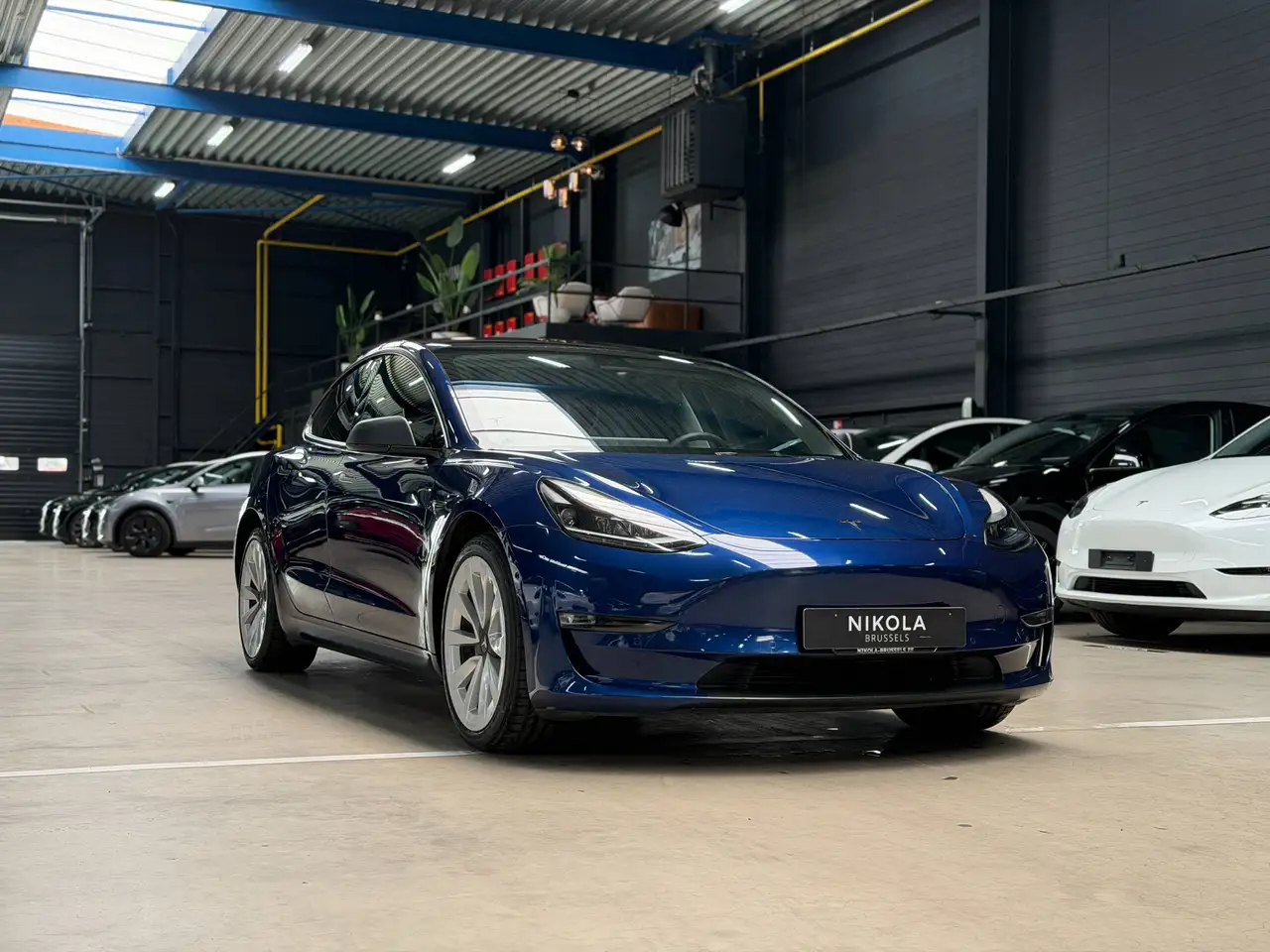 Tesla Model 3 LONG RANGE ALL WHEEL DRIVE 19INCH WHEELS TINTED WINDOWS, миниатюра 4