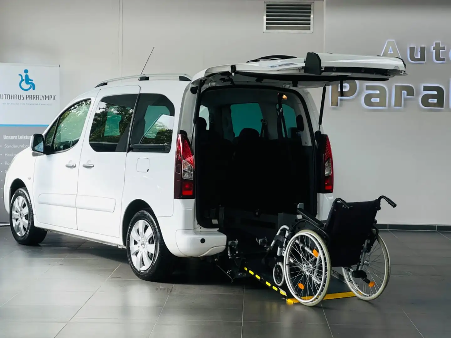 Citroen Berlingo Selection Behindertengerecht-Rampe Weiß - 1