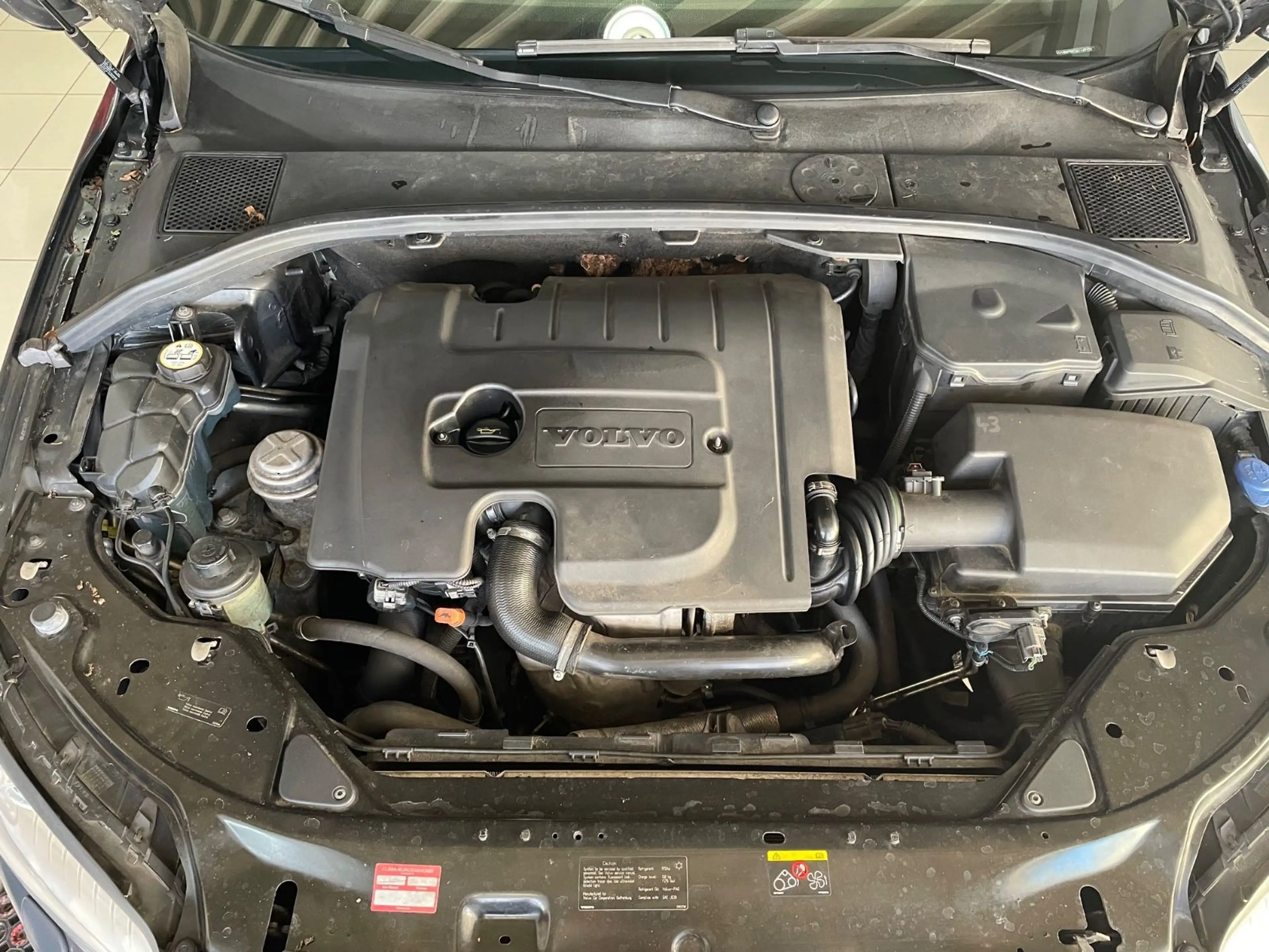 Volvo V70 DRIVe Kinetic*2.HAND*TÜV6-27*LEDER*BIXENON! — photo 15
