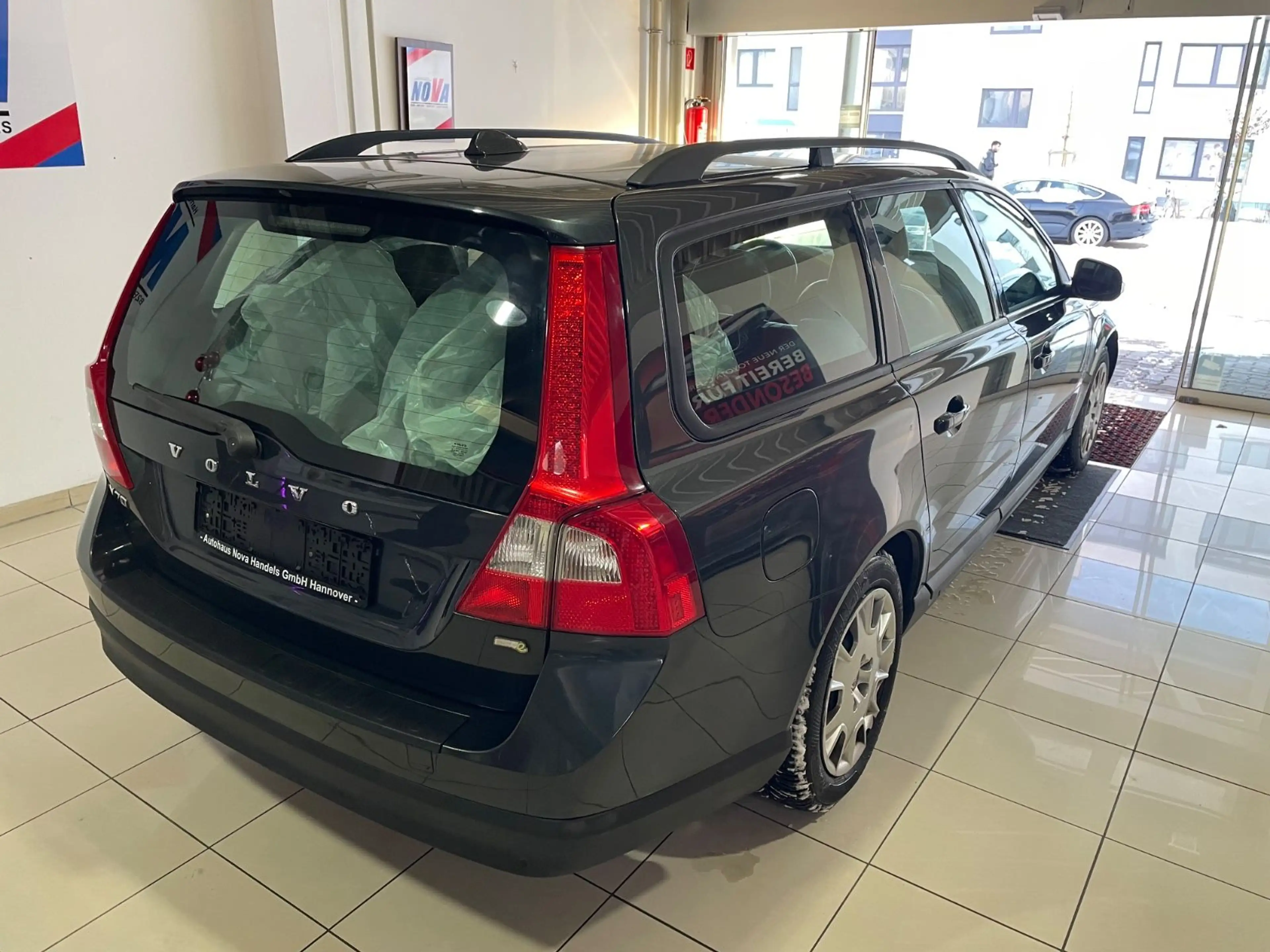 Volvo V70 DRIVe Kinetic*2.HAND*TÜV6-27*LEDER*BIXENON! — photo 5
