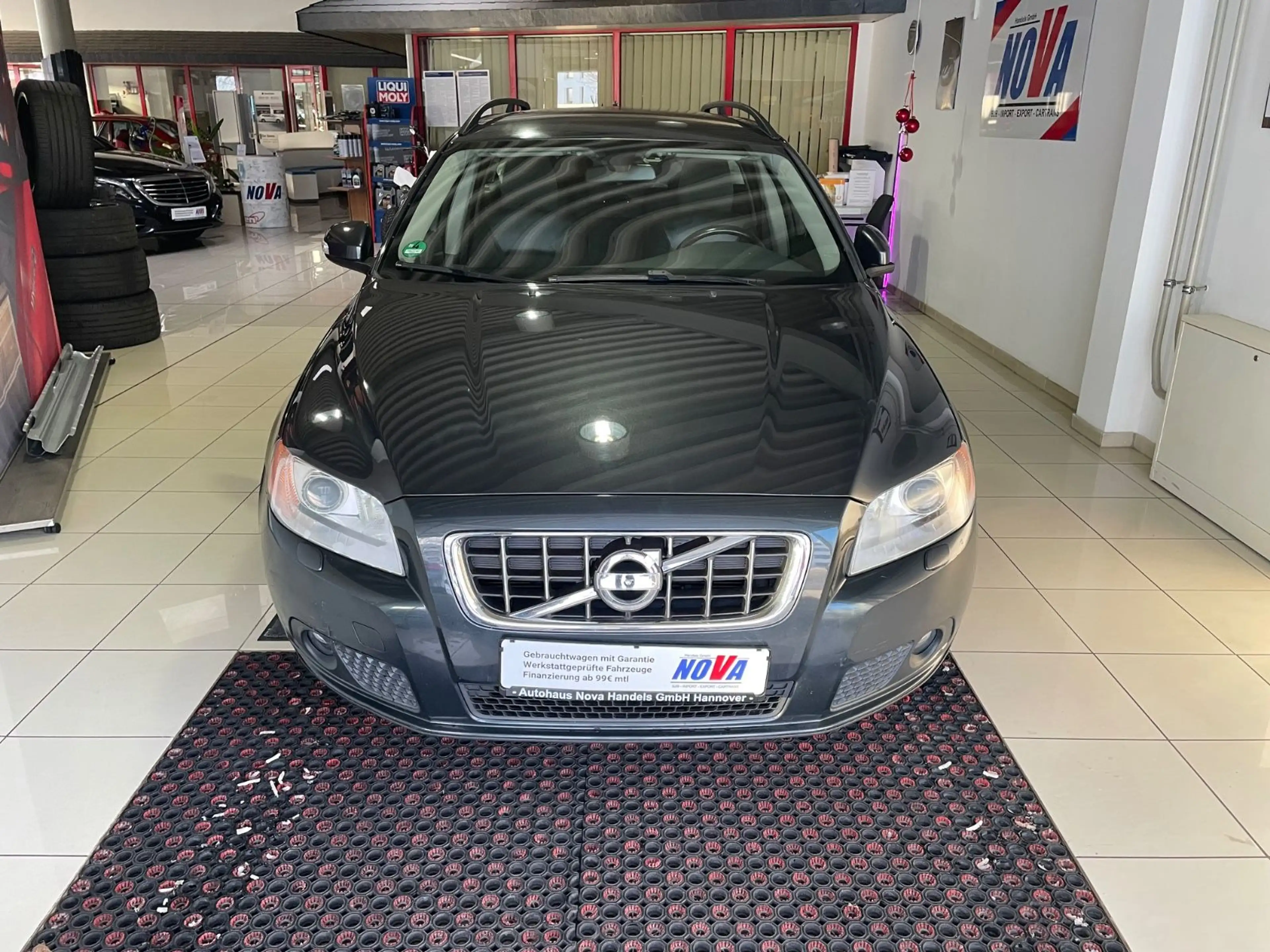Volvo V70 DRIVe Kinetic*2.HAND*TÜV6-27*LEDER*BIXENON!