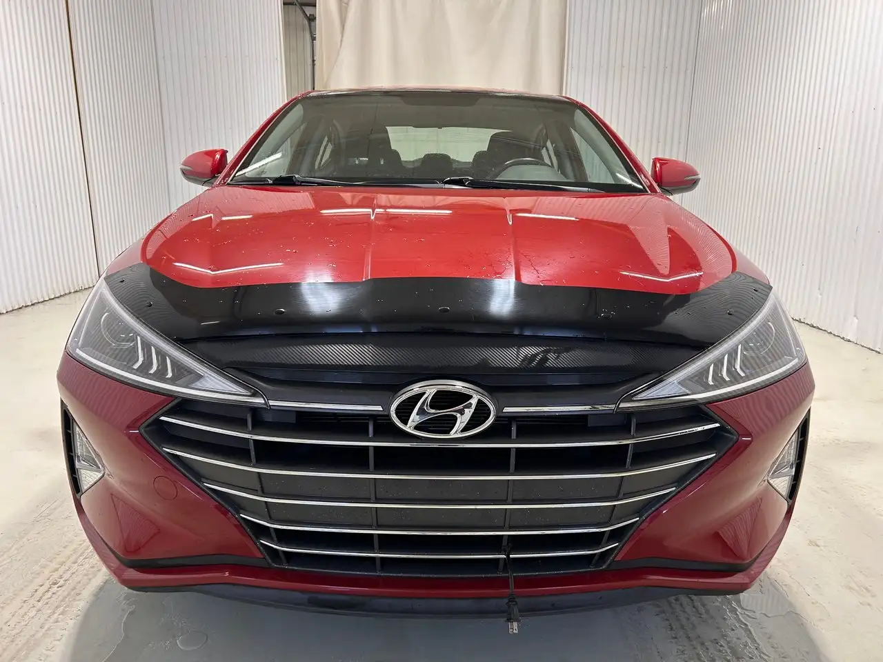 Hyundai ELANTRA снимка Hyundai ELANTRA