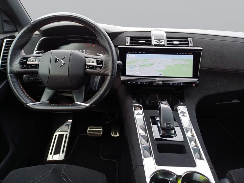 DS Automobiles DS 7 Performance Line+ Blue HDI 130 — photo 10