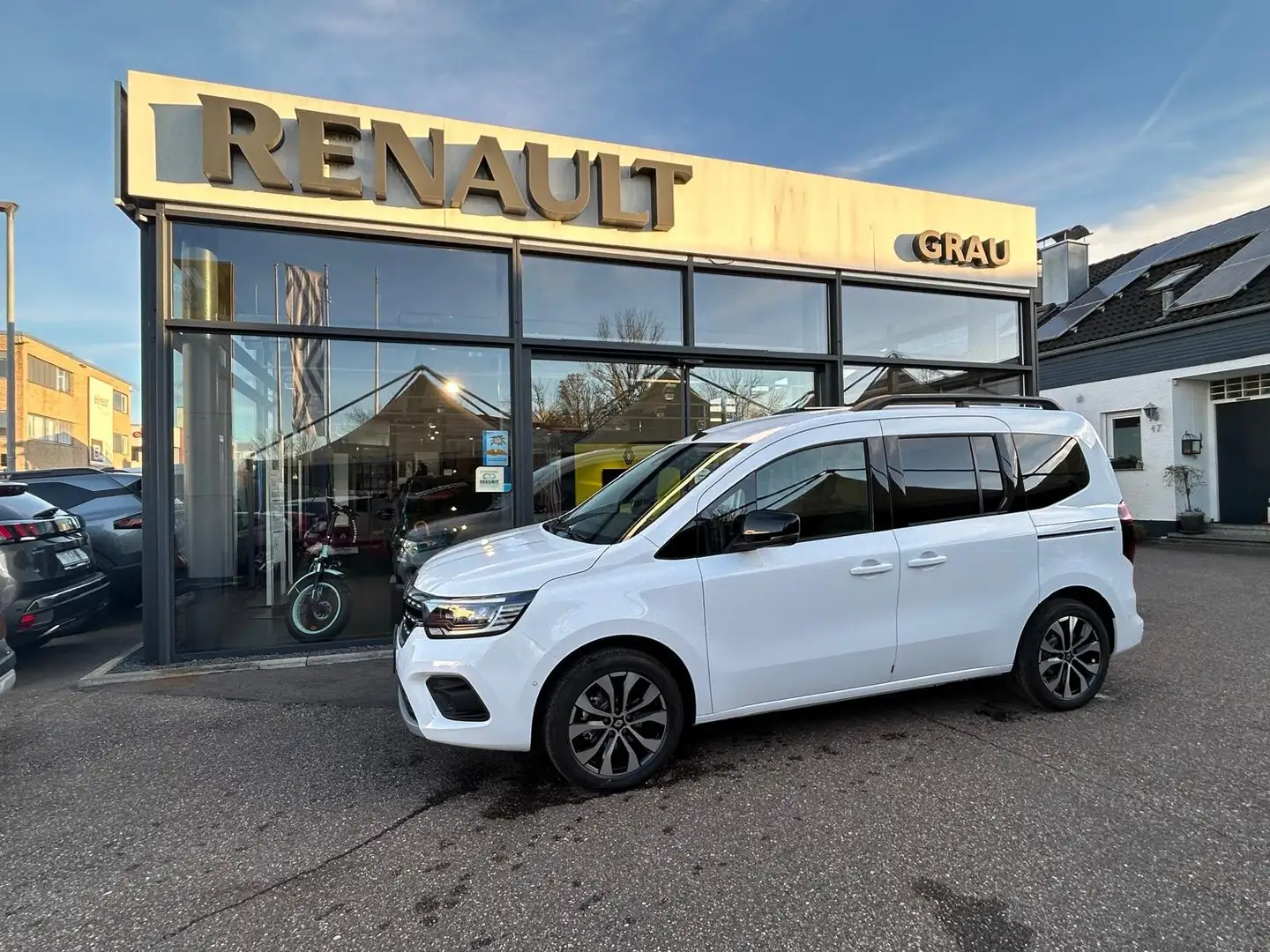 Renault Kangoo Techno 130PS EDC Automatik Navi/Kamera/Sitzheizung Weiß - 1