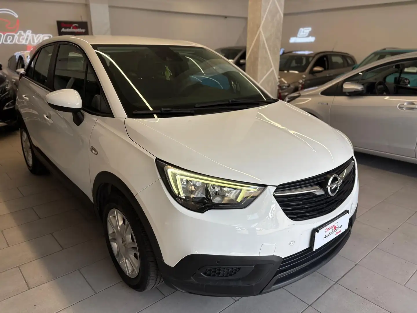 Opel Crossland X 1.2 Advance 81cv *UNIPRO* Wit - 1