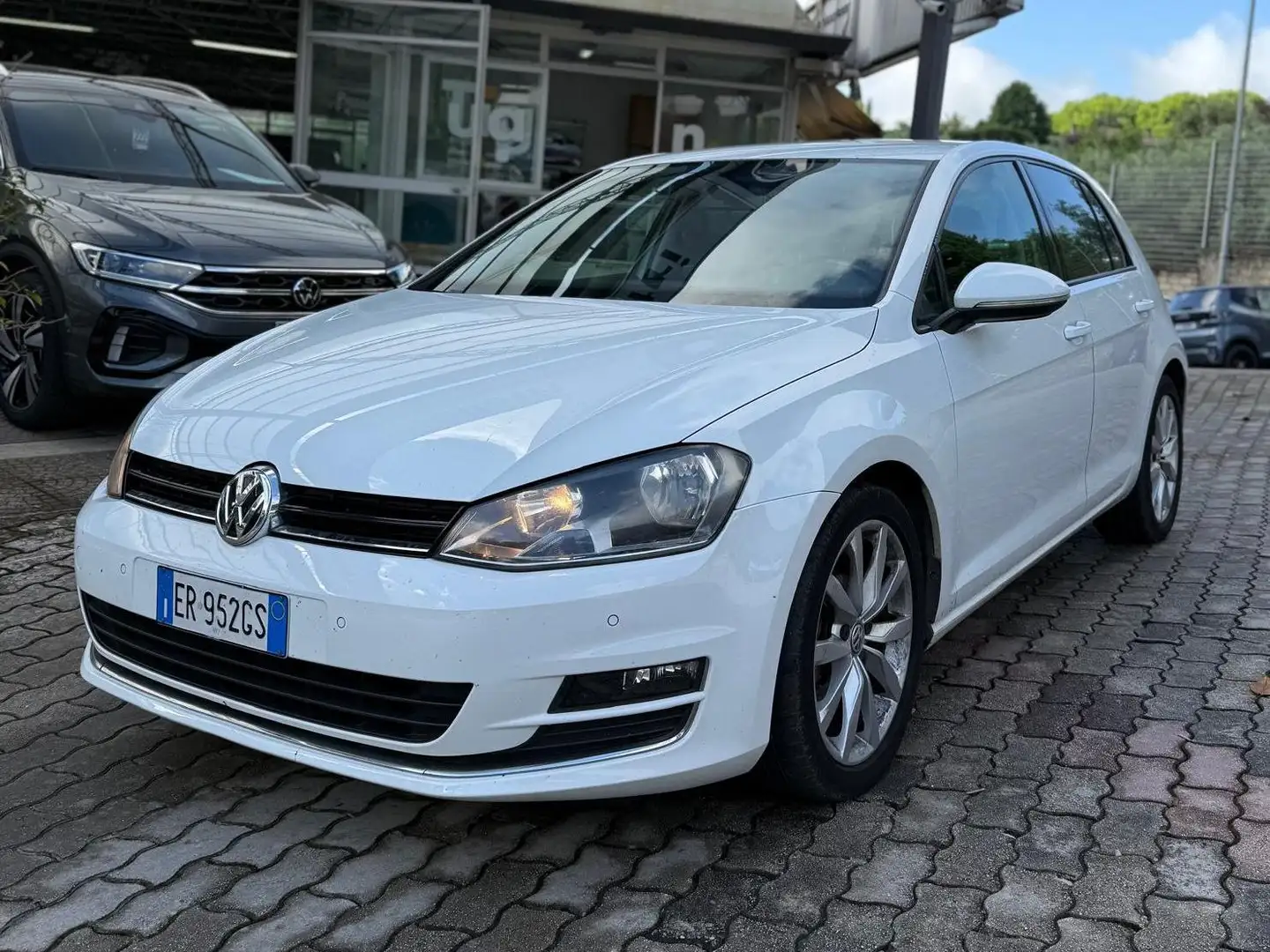 Volkswagen Golf Golf 5p 1.6 tdi Highline Weiß - 1