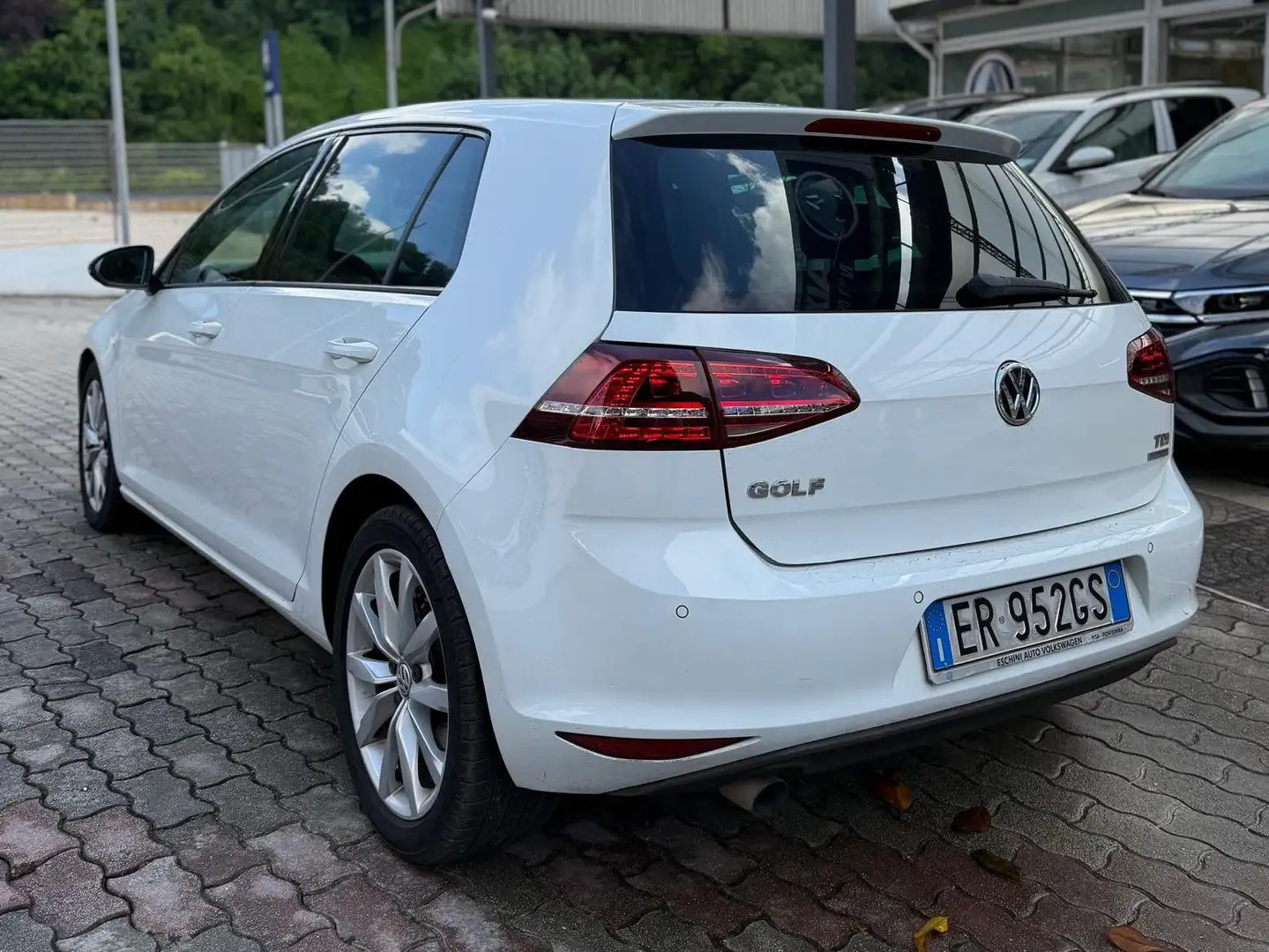 Volkswagen Golf Golf 5p 1.6 tdi Highline Weiß - 2