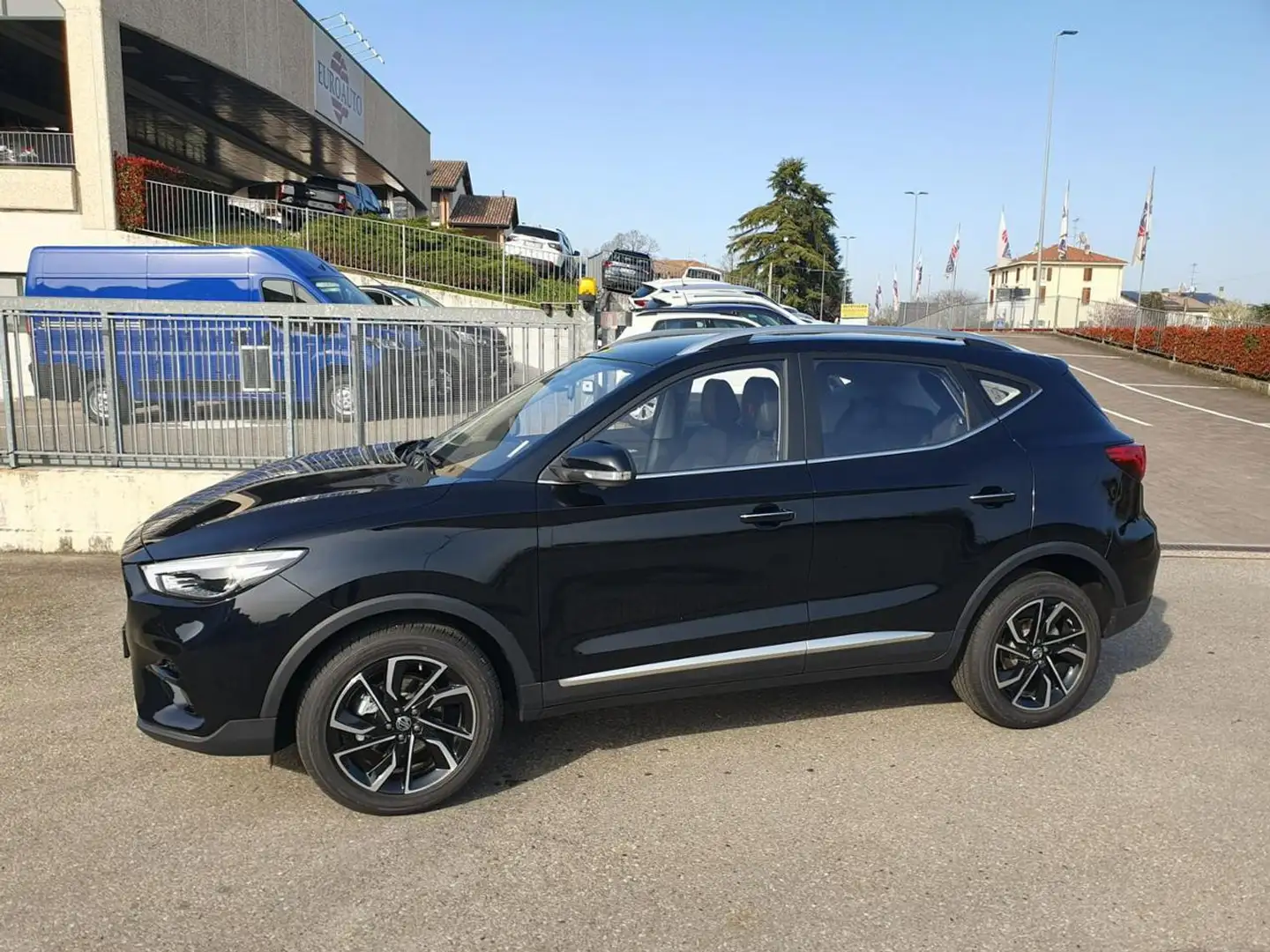 MG ZS Classic 1.5 VTi-tech Luxury Zwart - 2